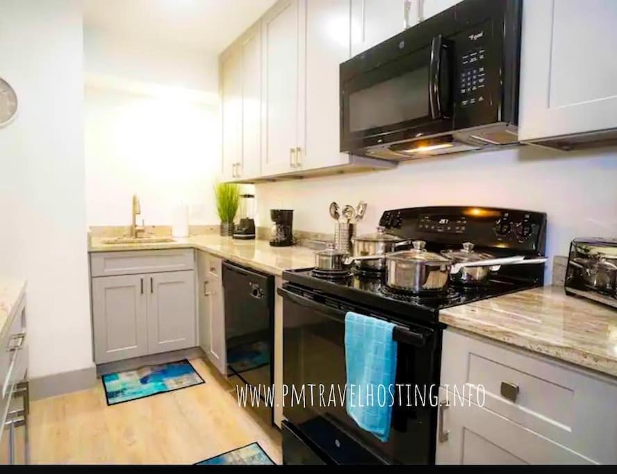 Modern Santorini Suite Houston Nrg Tmc Luxurious Walkable Exterior foto